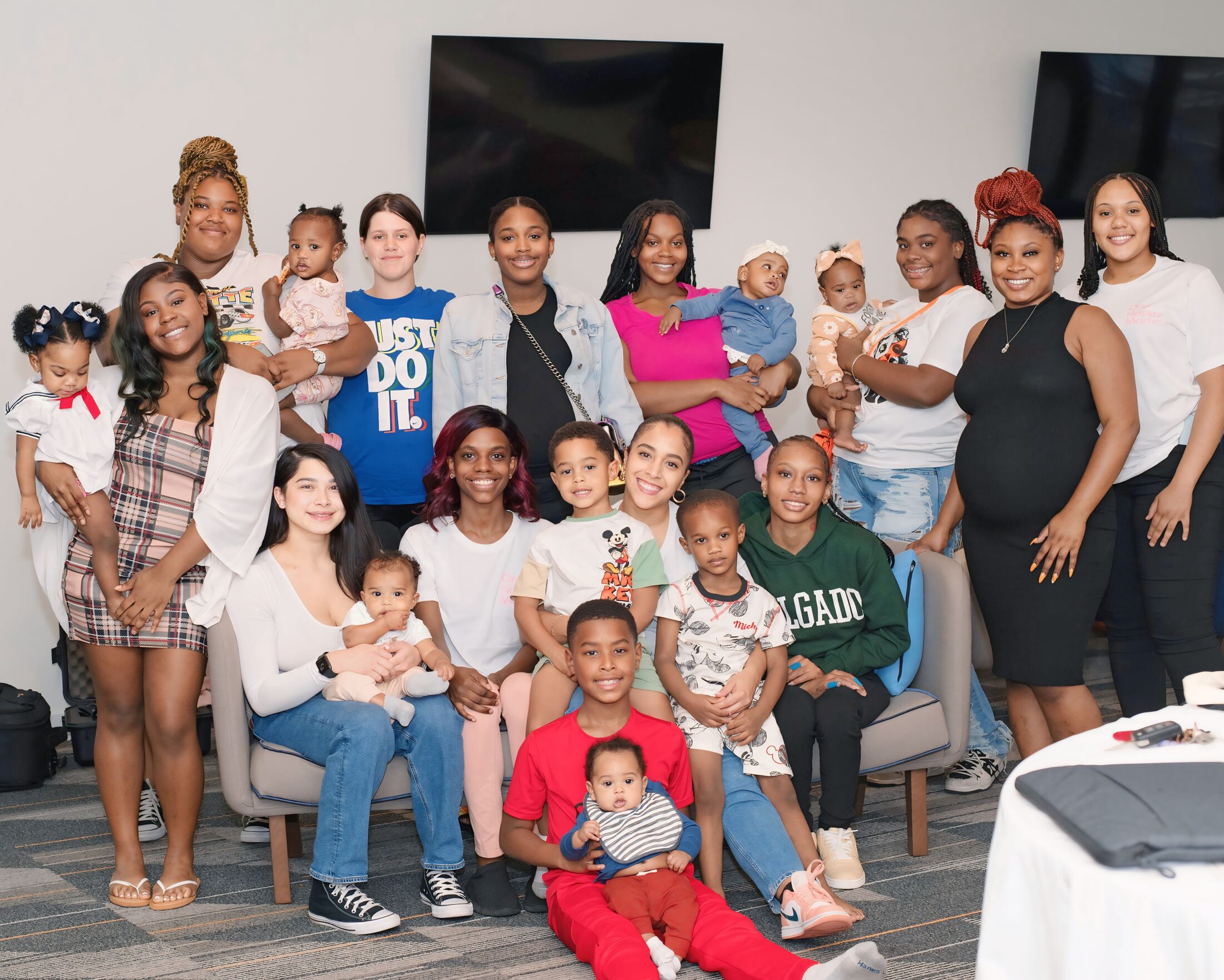 One Happy Mama mothers and mentors together at a community celebration